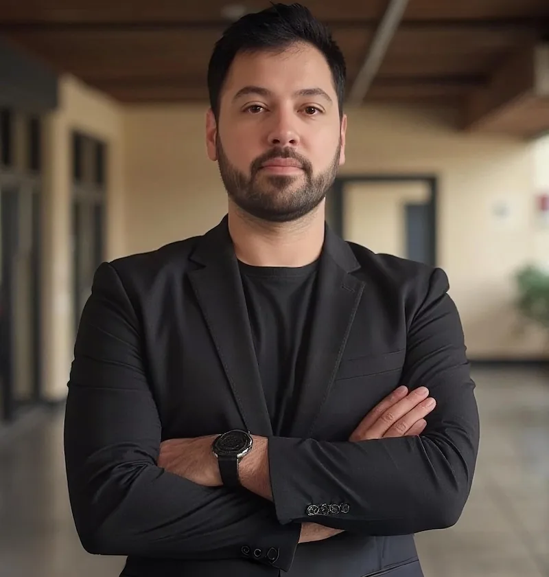 Portrait of Martín Grasso, AdTech COO at PIPOL